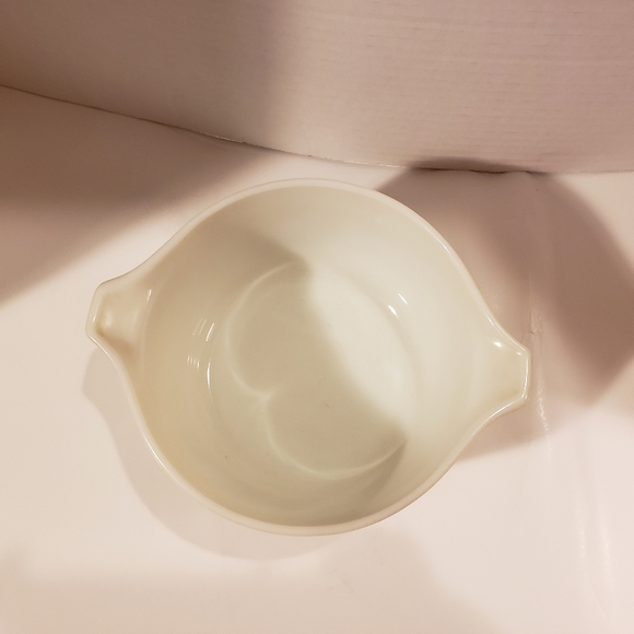 Vintage Pyrex Homestead pattern tabbed, Cinderella, round, casserole, NO LID - Picture 3 of 9